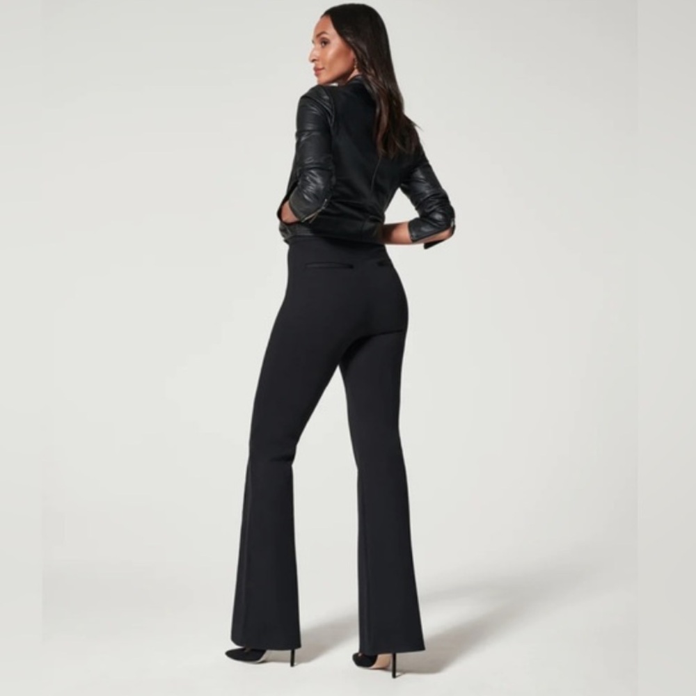 💐SPANX 20252 Hi-Rise Flare pant
